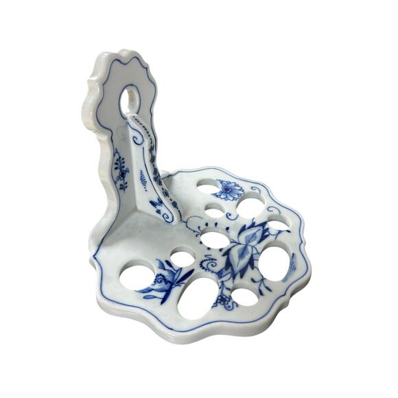 Vtg Meissen style Blue Onion Wall Utensil Holder - 10 slots- cottagecore - Picture 6 of 12